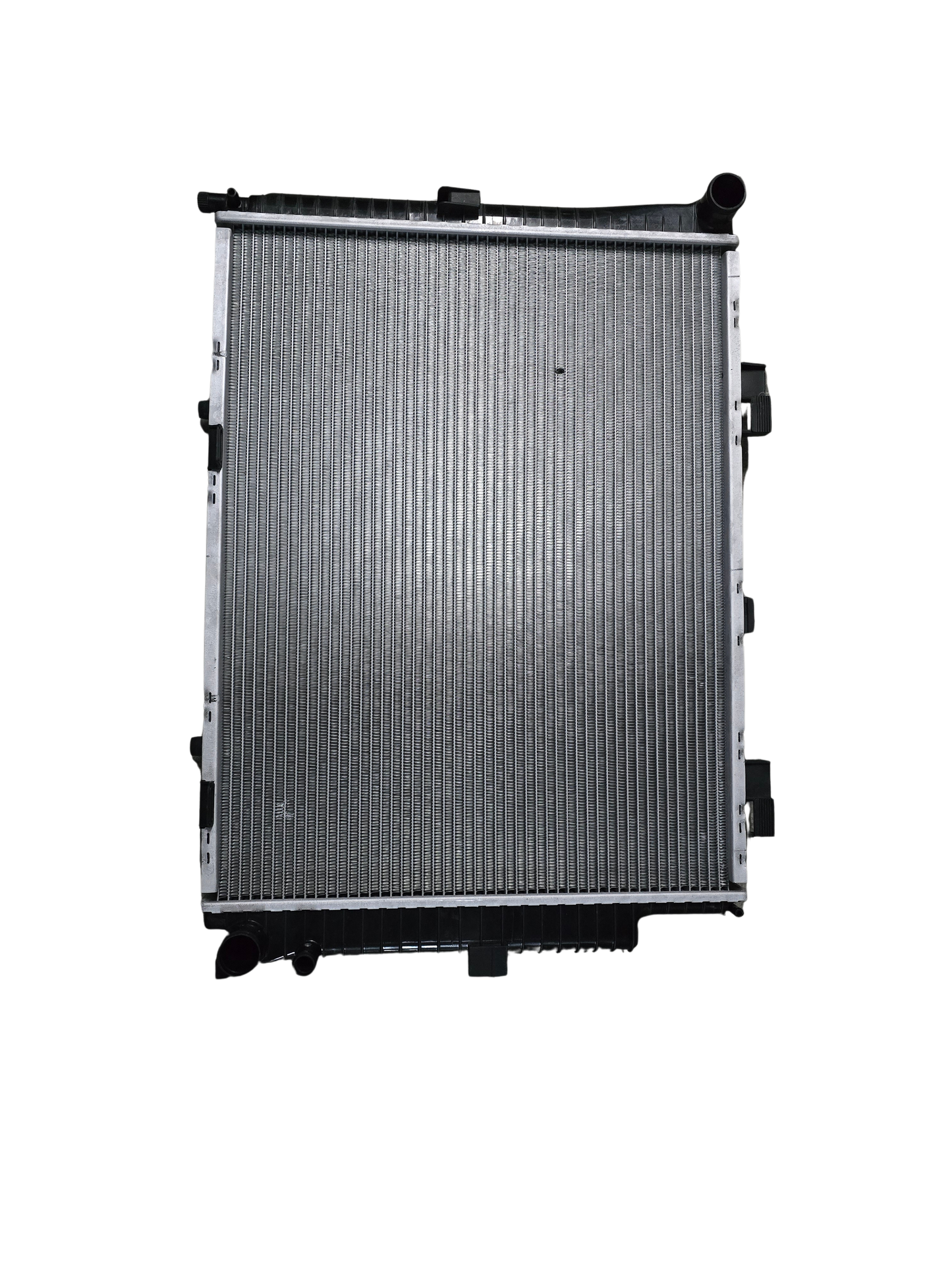 Mercedes-Benz E-Class Radiator W210 1996–2002 2.4L V6 Auto 32mm | Kiwami KRA62076