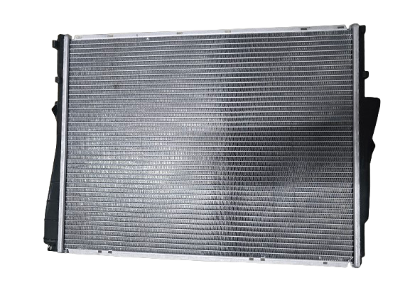 BMW E46 Radiator 1998–2005 Auto 32mm | KWM KRA91036