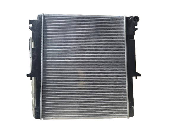 Mitsubishi Triton Radiator 2006–2009 6-Cyl Petrol Manual 26mm | KWM KRA60137