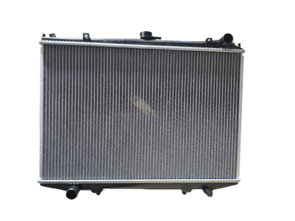 Nissan Navara Radiator 1987–1992 Manual 26mm | KWM KRA10067
