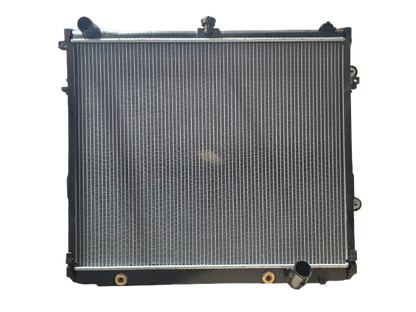 Toyota LandCruiser 200 Series Radiator 2007–2012 Auto 4.7L V8 48mm | KWM KRA20494