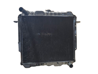 Toyota LandCruiser 70 Series Radiator 1984–1990 Manual 4.0L 6 Cylinder Copper Brass | KWM KRA20242