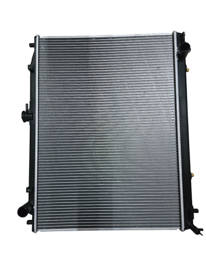 Mitsubishi Pajero Radiator 3.5L 3.8L V6 2000–2015 Auto 25mm | Kiwami KRA60085