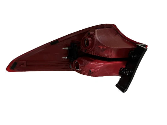 924102W030 Hyundai Santa Fe Tail Light – Left Side (2012–2014)