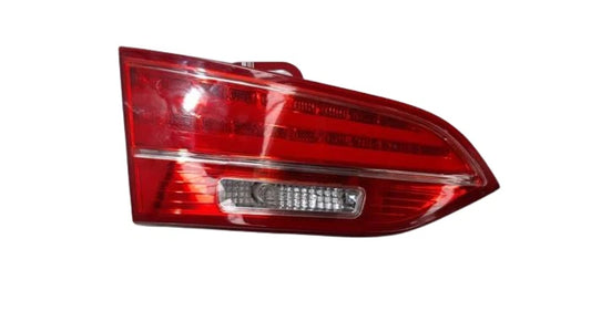 Hyundai Santa Fe Tailgate Light – Left Side | OEM Part 924052W135 (2014–2015)