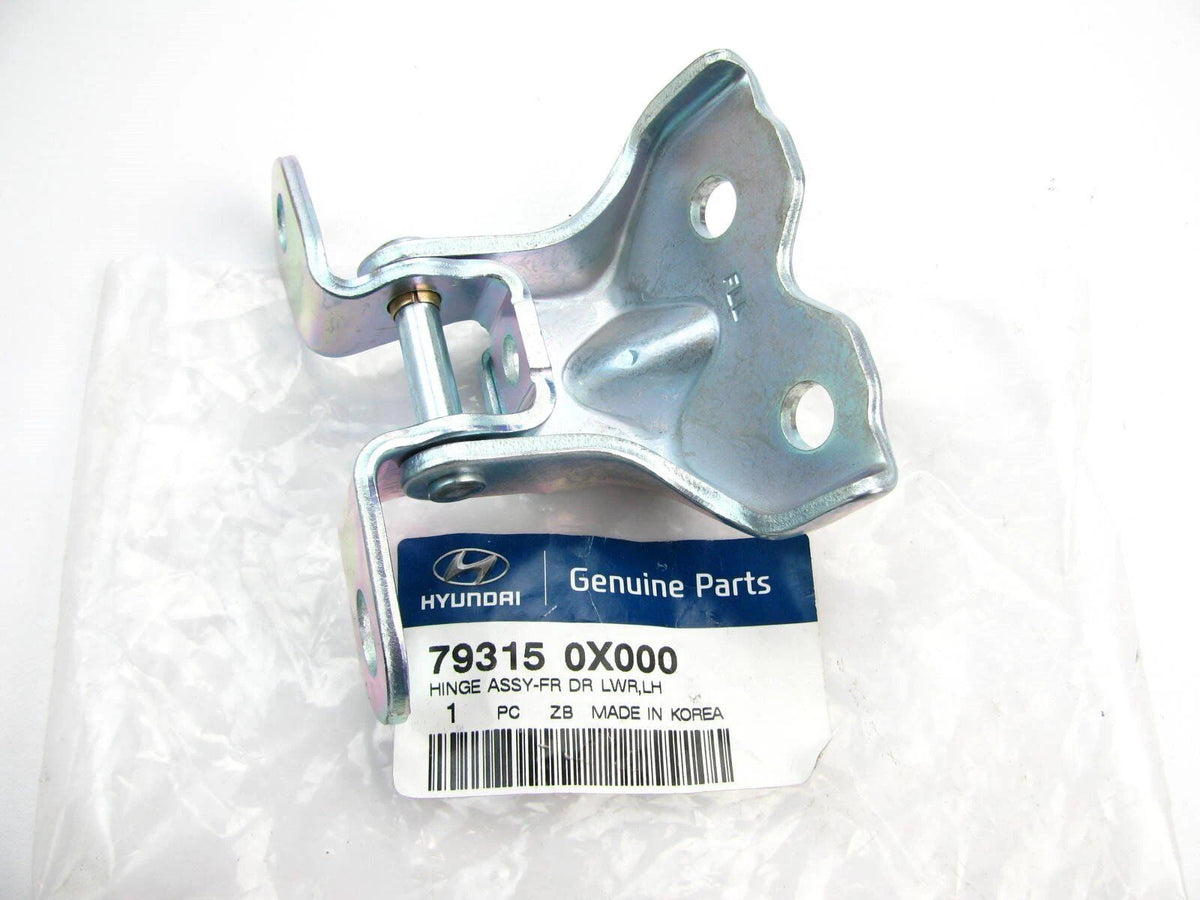 Genuine Parts 793150X000 Left Side Door Hinge – Hyundai Accent 2010–2014