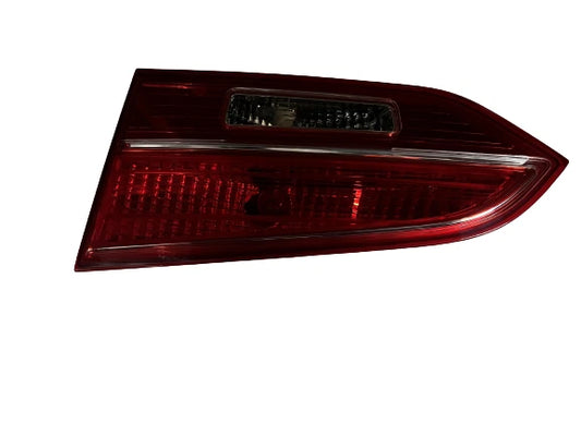 Hyundai Santa Fe Tail Light – Right Side | OEM Part 924062W030 (2012–2014)