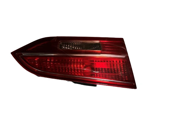 924502W035 Hyundai Santa Fe Tail Light – Left Side (2012–2014)